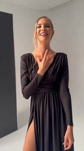 12 reactions | Sukienka Adelle w kolorze diamond / limited edition pokonała inne modele i w ciągu tygodnia została wyprzedana!  Ale nie martwcie się – już jutro pojawi się dostawa w całej rozmiarówce! Nie czekaj, złap swoją zanim zniknie! #sukienkanastudniówkę Sukienka na studniówkę | MODLISHKA | Facebook