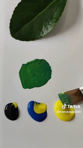 Hướng dẫn cách pha màu xanh lá đậm