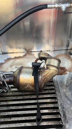 DPF IS CLOGGED WHAT TO DO In this part, we talk about what actions to take if the DPF is truly clogged. We explain how to scan your car via OBD, what errors to look for, and how to assess soot levels. You’ll also le #sidiothmanecatalyseurfapmaroc #suppresionfapcasablanca #renovationfap #nettoyagefaptanger #silencieux #nettoyagecatalyseurmaroc #garagefapetturbocasablanca #AstucesAuto #garagejointculassecasablanca #radiateur #muffler #nettoyagefapoujda #garagetoleriecasablancaprofessionnel #nettoy