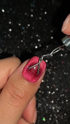 How To Do Heart Cat Eye Effect With A Paper Clip & Regular Magnet❤️❤️Do You Want To Try It? 😉 #diynailscheck #heartnailsdesign #heartnailart #heartnailsinspo #diynailtutorial #cutenailart #nailhacks