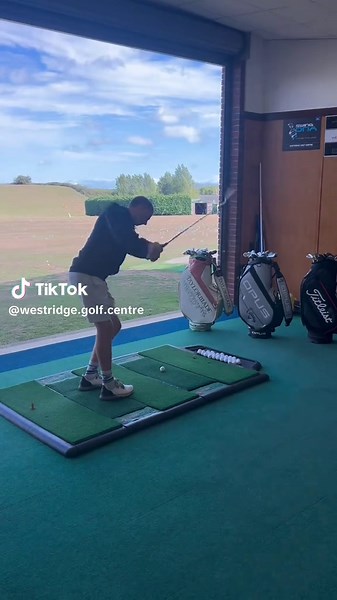 Free 15-Minute Wedge Fitting at Westridge Golf Centre