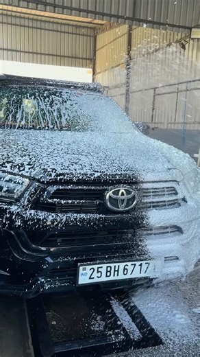 LAKSHMAN GOSWAMI ♌️🇮🇳 on Instagram: "Luxury isn’t about owning a car — it’s about how you care for it. Cosmic Drip brings you a premium 8-in-1 car care experience, crafted for true enthusiasts Buy it now for just Rs-1199/- https://cosmicdrip.in . . #lekigoswami #bengaluru #hilux #carwash #carcare"