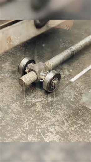 Useful Life Hacks and DIY Tips for Everyday Problems