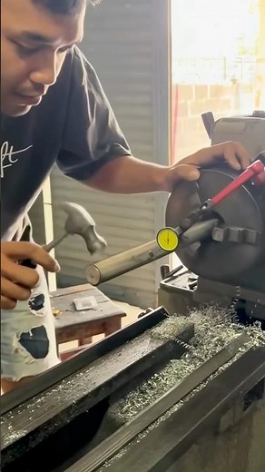 Machinist Reacts 😲