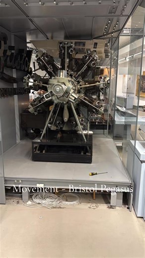 Not your every day job 🧠 - Our specialist haulage crew tackled the challenge of moving the iconic 1930/1940s Bristol Pegasus engine - a 9 cylinder radial beauty - from the 1st floor of M-Shed to Aerospace Bristol. A tricky lift, but what a piece of history to handle🚚✈️ #kingsheavyhaulage #teamwork #bristolaerospace #bristolpegasus | Kings Heavy Haulage
