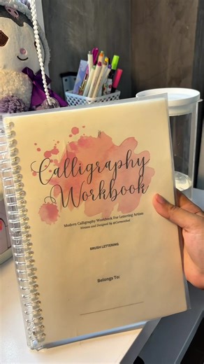 Master Calligraphy Writing: A Comprehensive Workbook