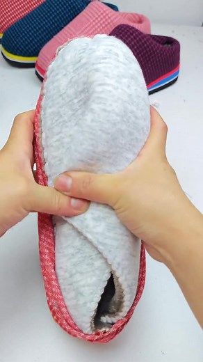 Handmade Slippers: Soft and Flexible DIY Tutorial