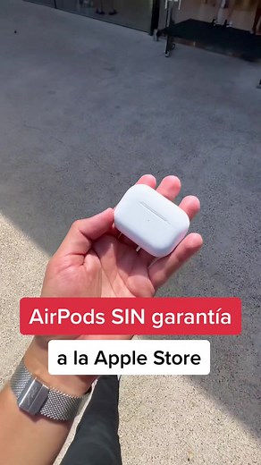 😳✨ Llevando AirPods sin garantía a la Apple Store. En este video te cuento cómo pude reemplazar mis AirPods que ya no tienen garantía, en la Apple Store me contaron que muchos AirPods vendidos en el año 2020 salieron defectuosos y que Apple está corriendo un programa de reemplazo para todos los que hayan comprado AirPods Pro ese año y estén experimentando problemas con sus audífonos. Estos AirPods los compré en Mexico y la Apple Store a la que fui está en Estados Unidos, pero aún en Mexico pude