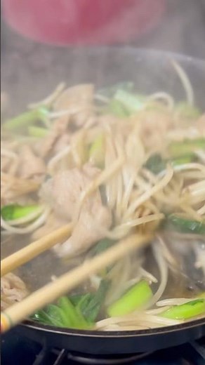 もやし、小松菜、豚バラ肉。オイスターソース炒め！#簡単レシピ #料理 #cooking #おうちごはん #もやし料理 #小松菜レシピ #豚バラレシピ