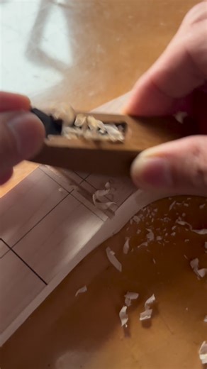 Kanji Kawabata on Instagram: "Plane head heel Tomo Fujita Signature 2025/01 Kanji Wood Carving & Musical Instruments 30th Anniversary edition. @tomojustfunky #tomofujita #signature #tomofujitaguitarwisdom #kanjiguitar kanjikawabata"