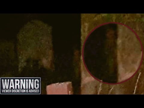 ABANDONED DOWLES GRAVEYARD (EXTREMELY HAUNTED)