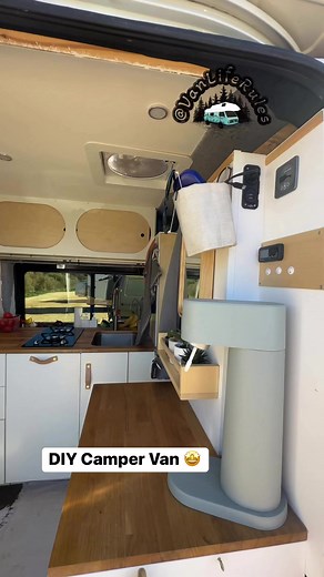 DIY Camper Van 🤩 | Vanlife Rules