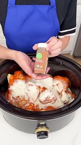 Easy crockpot chicken everyone will love