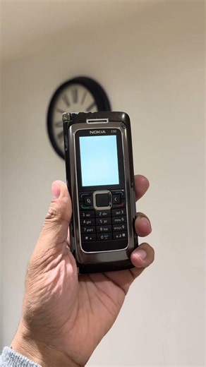 Pocket PC: Nokia Communicator E90