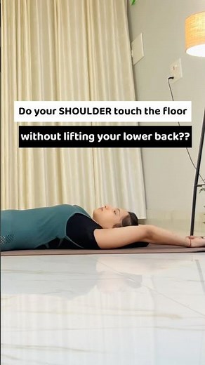 Tight shoulders? Try this quick mobility test & stretch flow! #shorts #should ermobility #yogatips