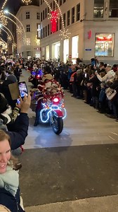 2M views · 56K reactions | Wow 朗 was für eine tolle Motorradparade in Basel heute von den #harleychläus  Die nächste gibts dann an den BIKER DAYS BASEL nächsten Sommer. Mit 1‘000 heissen Bikes lassen wir auf einer grossen Route durch die Stadt den Asphalt brennen  ⚡️SAVE THE DATE ⚡️SAT 15.07.2023 - 4 P.M. - ST. JAKOB BASEL⚡️ ALL BIKES WELCOME ⚡️ www.bikerdaysbasel.ch #bikerdaysbasel #motorcycle #festival #rock #parade | Biker Days Basel | Facebook
