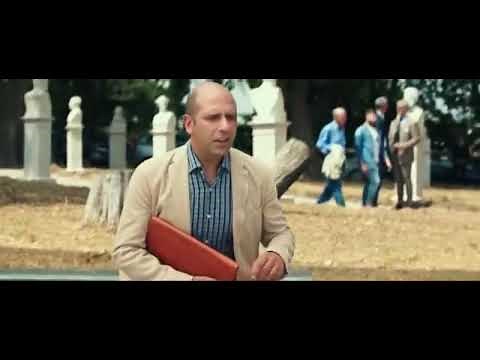 "IL POSTO FISSO È SACRO" Checco Zalone in Quo Vado.