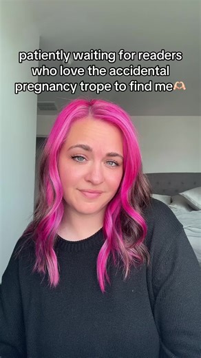 Where you at?! 👀🫣 . . 📖: Right Kind of Wrong 🎵Contemporary Romance 💚Accidental Pregnancy 🎵Rockstar(ish) Romance 💚Opposites Attract 🎵”Who Did This To You?” 💚He Doesn’t Do Relationships . . . . . #bookrecommendations #bookish #kindleunlimitedromacebooks #contemporaryromance #accidentalpregnancytrope