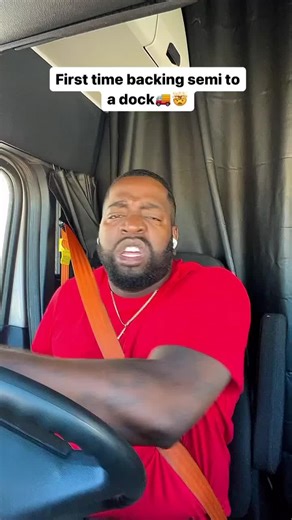 First time backing semi to a dock🚚🤯... Expand