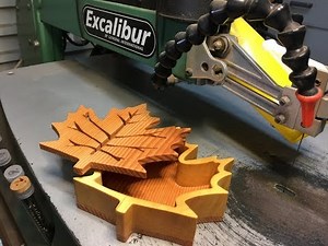 How to build a Wooden Box - Maple Leaf Shape - No Plans Required