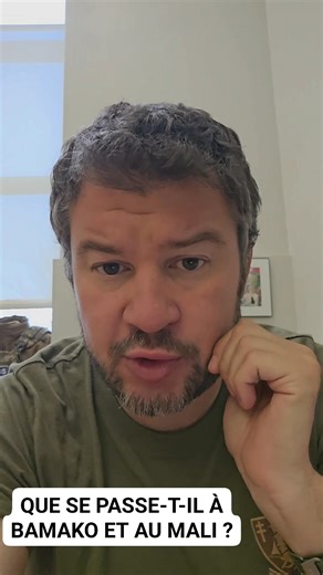 🇲🇱🪖⚔️[Que se passe-t-il au Mali ? Le pays au bord de l’effondrement]⚔️🪖🇲🇱 À Bamako, la situation est critique. Cinq ans après les promesses du nouveau régime et plus de 3 ans après le départ des forces françaises de l'opération Barkhane, la capitale du Mali est aujourd’hui au bord de l’asphyxie. En cause ? Les djihadistes du JNIM, Jama'at Nusrat al-Islam wal-Muslimin. Malgré l’appui russe, d'abord avec Wagner puis avec l’Africa Corps, les djihadistes du JNIM imposent un blocus économique i