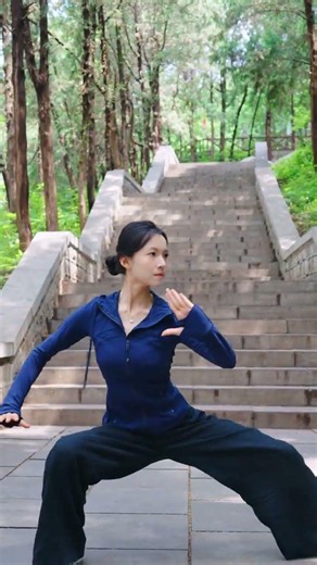 The waist is the axis, the steps are the foundation, the hands follow, softness conceals strength...