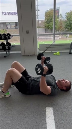 Dumbbell Floor Press - Floor bench press #fitness #benchpress