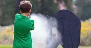 Spray, don't slay, to deter grizzly, black bears