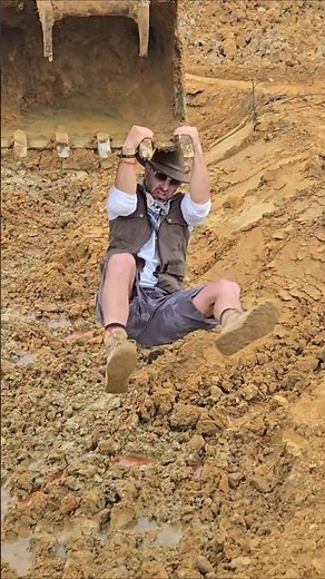 Digging with Coyote Peterson was amazing 👏 🤩 #fossilhunt #lowcountry