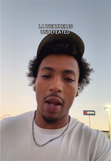 LA weather is undefeated, 80 degrees no humidity in January, gotta love it. #losangeles #weather