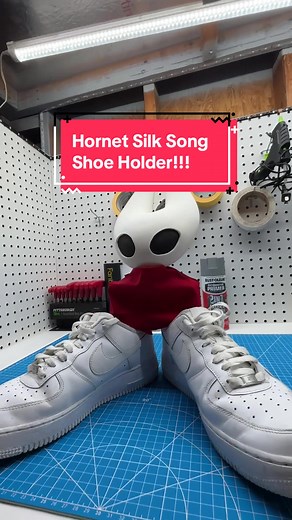 Hornet Shoe Holder Meme from Silksong