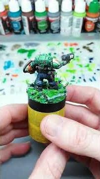 Le meilleur moment quand on peint :D #figurine #warhammer #miniature #miniaturepainting #wargames