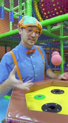 🎈😆 Blippi Plays with Floating Balls! So Much Fun!al Club
