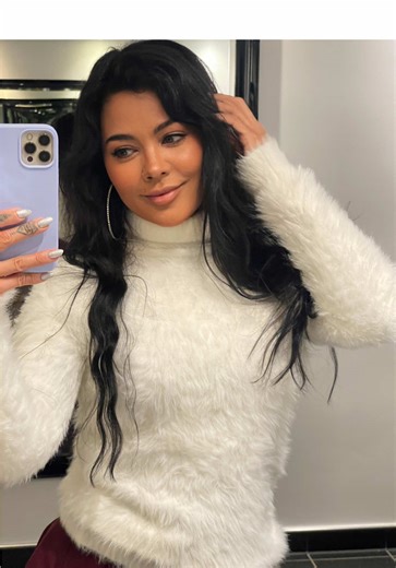 La notte mi sta bene.😊 #femininefashion #softpoweer #luxuryvibes #fashionmood