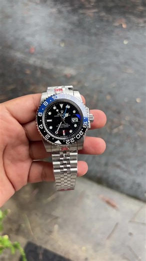 The Batman with jubilee bracelet, not batgirl lol, dm for price #rolex #batman #watches #rolexbatman #fyp