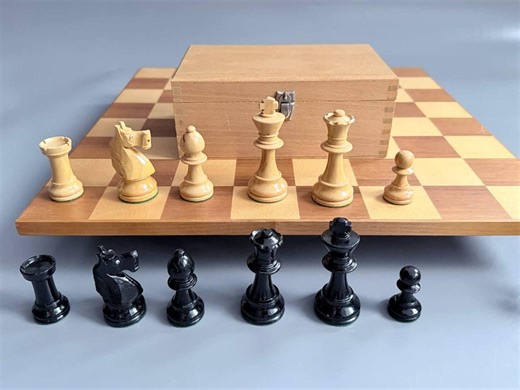 French Wood Chess Set 70s Vintage in Very Good Condition Great Gifts for Chess Lovers Chess Set With Box Chess Gift Glass Eyes Chess Gifts - Etsy Australia