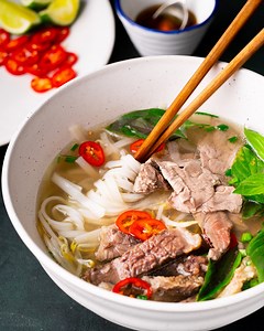 How to make classic Vietnamese Beef Pho at home 🍜🍜🍜 Get the recipe: https://www.marionskitchen.com/classic-vietnamese-beef-pho/ | Marion Grasby
