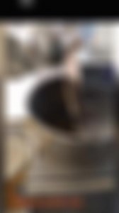 Máy làm bắp rang bơ tự động là một lựa chọn tuyệt vời! Dưới đây là một số thông tin chi tiết về máy: **Thông số kỹ thuật** - Công suất: 1000W - Điện áp: 220V - Tần số: 50Hz - Kích thước: 45x40x60cm - Trọng lượng: 15kg - Chất liệu: Thép không gỉ **Tính năng** - Tự động rang bắp nhanh chóng và đều - Dễ sử dụng, chỉ cần cho bắp vào máy - Vệ sinh dễ dàng, chất liệu inox - Tiết kiệm thời gian và công sức - Có thể làm được nhiều loại bắp rang bơ khác nhau **Giá cả** phải chăng **Bảo hành** - Thời gian