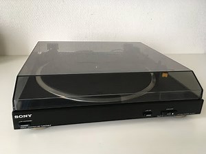 SONY PS D707 FULLY AUTOMATIC STEREO TURNTABLE SYSTEM