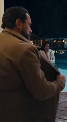 The dress was beautiful, but it scratched my skin like tiny needles. I didn’t complain. Complaining only made things worse when Evelyn was in what she liked to call her perfect hostess mood. In our quiet Connecticut suburb, New Year’s Eve wasn’t about family or hope. It was about appearances. About crystal glasses, catered food, and making sure every guest saw how flawless Evelyn’s life looked. I was six years old—and I didn’t fit the picture. “Stand still,” Evelyn whispered sharply as she fixed