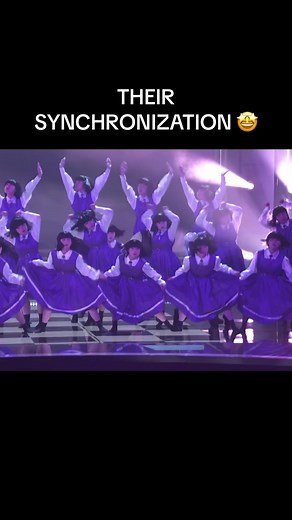 Avantgardey Contemporary Group Dance - Synchronized and Mesmerizing