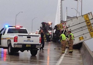2 semi-trucks overturn on Dames Point Bridge