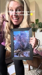 Frameo Digital Photo Frame #digitalphotoframe #giftidea #homedecor #frameo #pictureframe