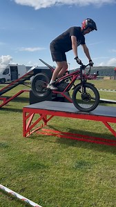 A bit of practice before gates open at Enduro GP #oset | OSET Bikes