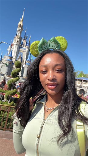 princess tiana💚✨ | princess tiana