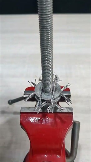 how to remove rust from iron pipes #shortvideo