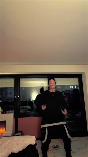 Mandy_Lamrini_666 (@lamrini_mandy_666)’s videos with 原聲 - danazanatwinsss