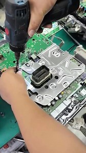 Replacing the EME inverter motherboard in a BMW F18 530: Disconnect the high-voltage power and inspect; the motherboard is the inverter's "command center." Replace the board and clean the interfaces, then match the BMS battery system. Road test to verify power output; all fault codes disappeared, and it drives smoother than before! #BMW530Hybrid #EMEMotherboardReplacement #HybridTroubleshooting #HybridVehicleRepairService #autofix | Bishop Tiffany