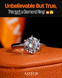 Surprise! 😲😍 What You're Seeing Isn't Diamond. It's Satéur®. With our innovative, groundbreaking technology, we've created Satéur Gems® and Satéur Moissanite. They shine just as bright as diamonds, but here's the best part - they're only 1% of the cost! These beauties are so identical to diamonds, you can't tell the difference with the naked eye! 🌟💎 Why pick Satéur? ☑ Satéur Gems® and Satéur Moissanite up to a massive 7 Carats! ☑ Just a fraction (1%) of the cost of real diamonds. ☑ Top-quali