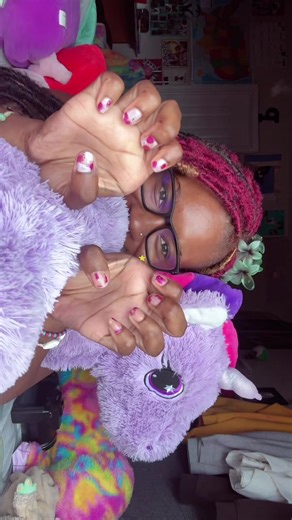 my nails are mlp inspired one hand is pinky pie & the other is twilight sparkle ~ 💕💐💟🌀🫐🐴🦄##childishgambino##youreallieverwanted##mylittlepony